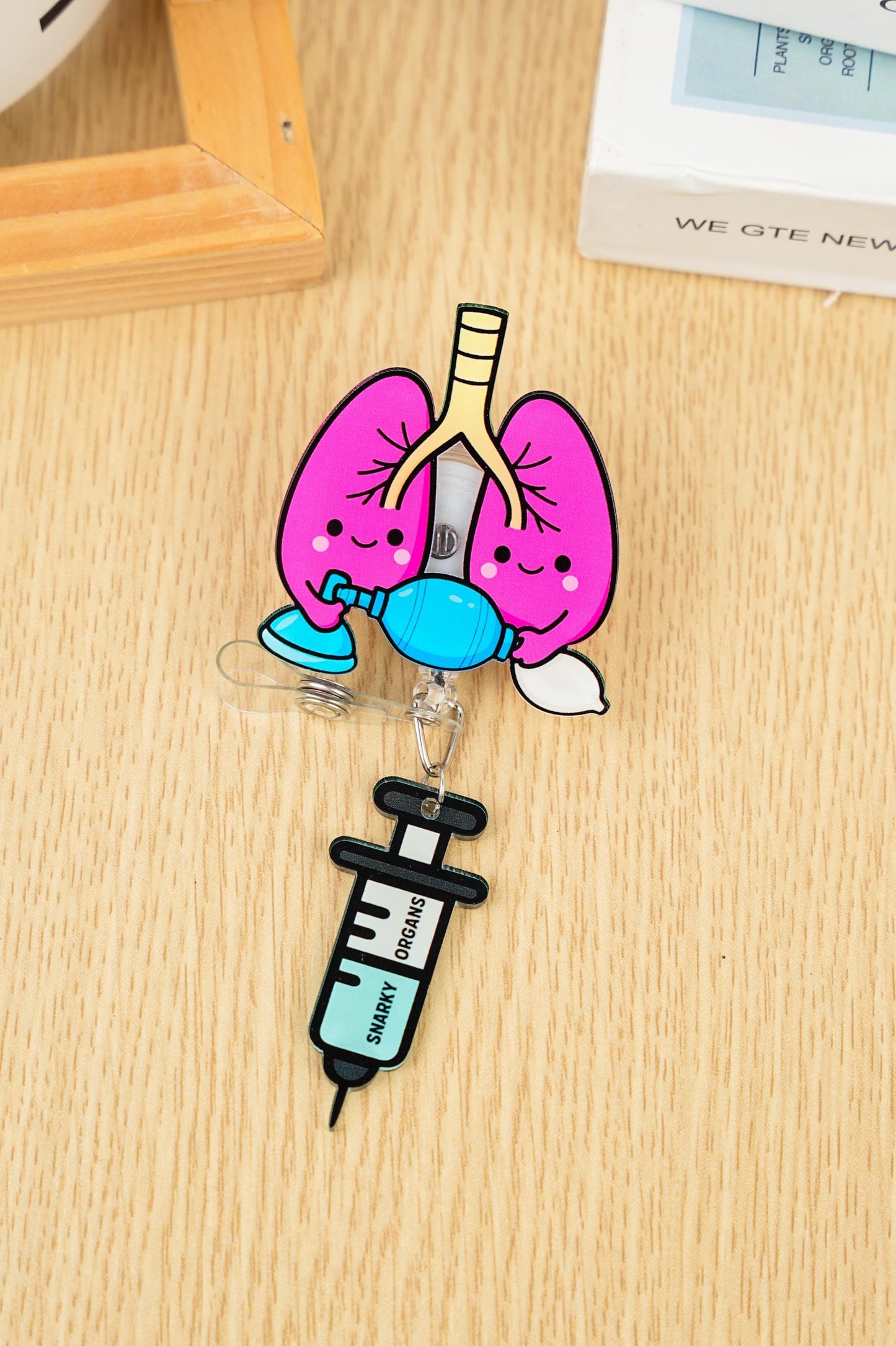 Lung Badge Reel - Retractable Respiratory Therapy ID Holder