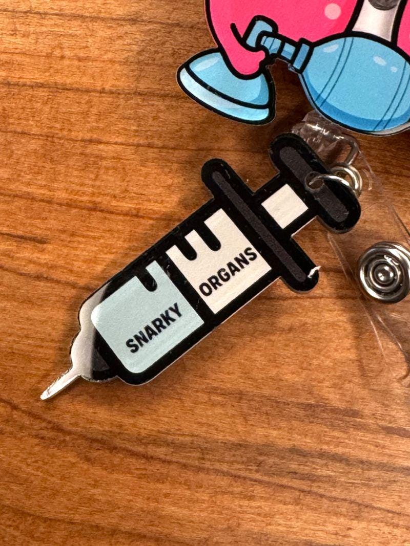 Lung Badge Reel - Retractable Respiratory Therapy ID Holder